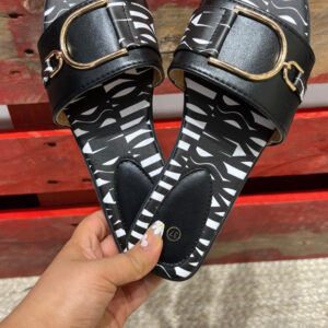 BLACK FLATS METAL DETAILED BUCKLED SLIDER SANDALS